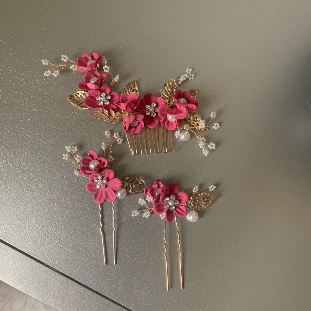Pink Flowers bridal hair comb and pins
